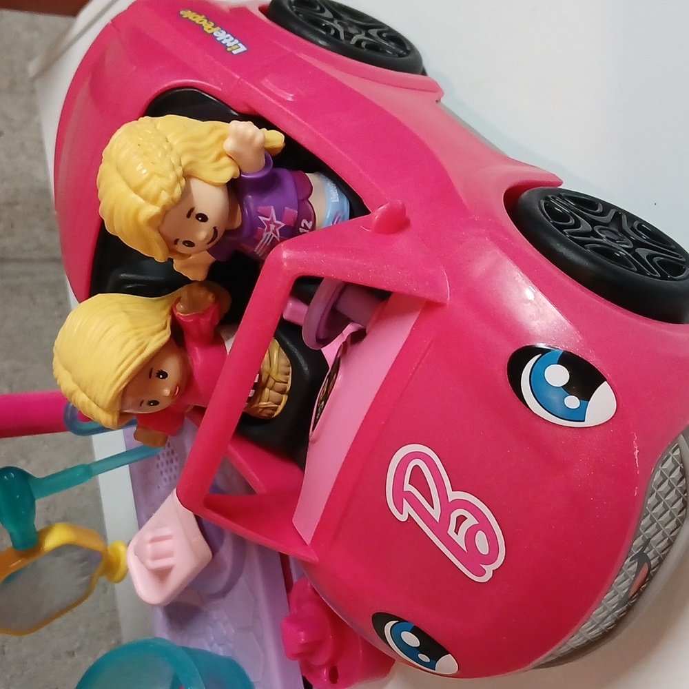 Fisher-Price Little People Barbie House And Car Replacements - Picture 2 of 6